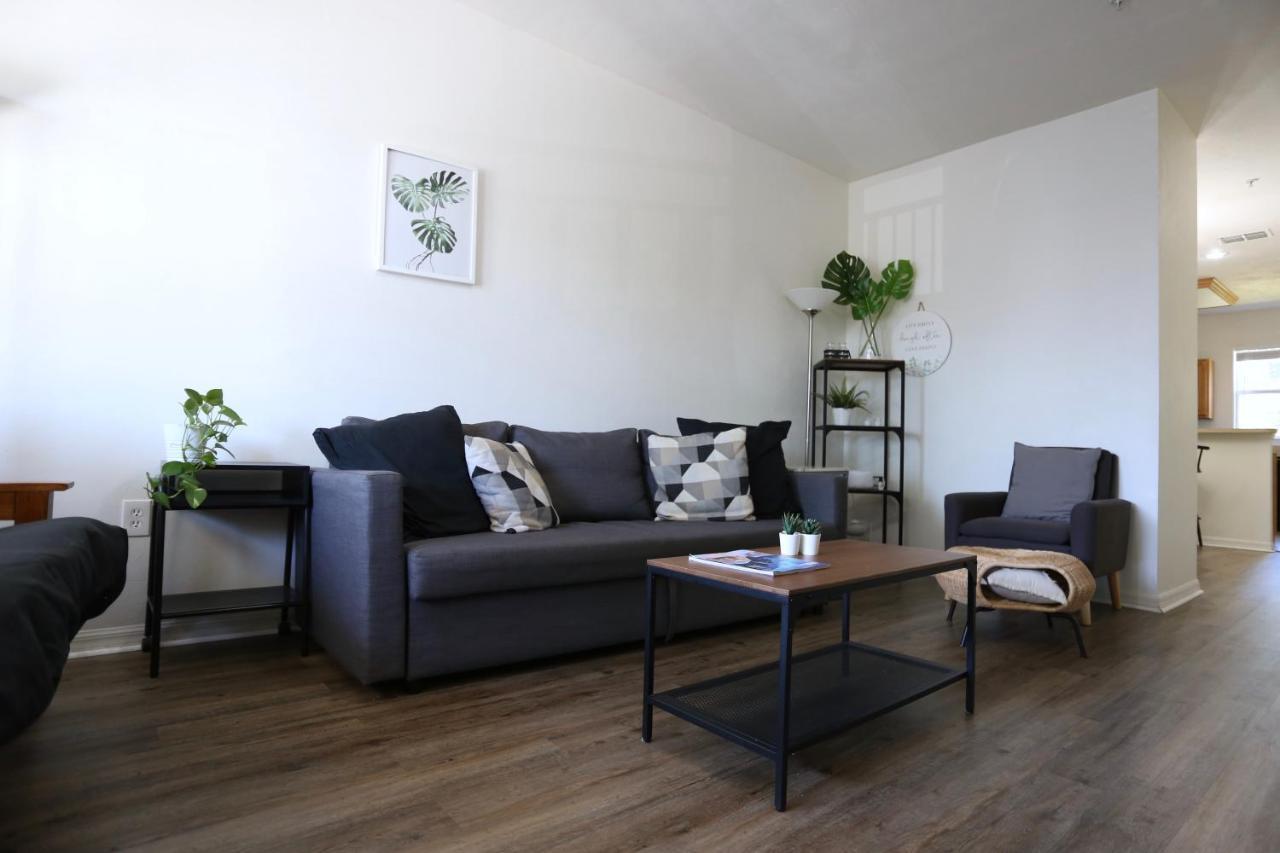 Oaks Modern & Comfy Condo In The Perfect Location Gainesville Zewnętrze zdjęcie